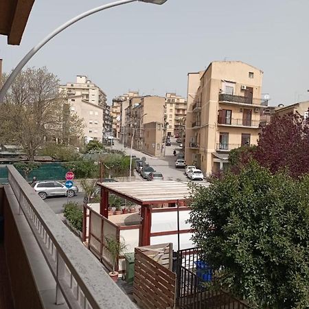 B&B La Maison Каникатти Экстерьер фото